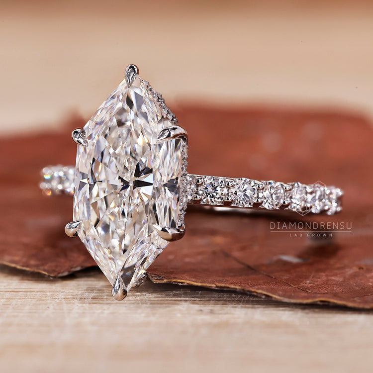 6 claw prong setting designed in handmade ring.