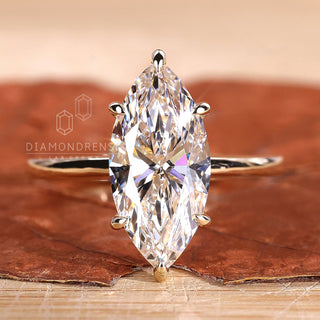 6 claw prong setting for secure and stylish engagement ring designs.