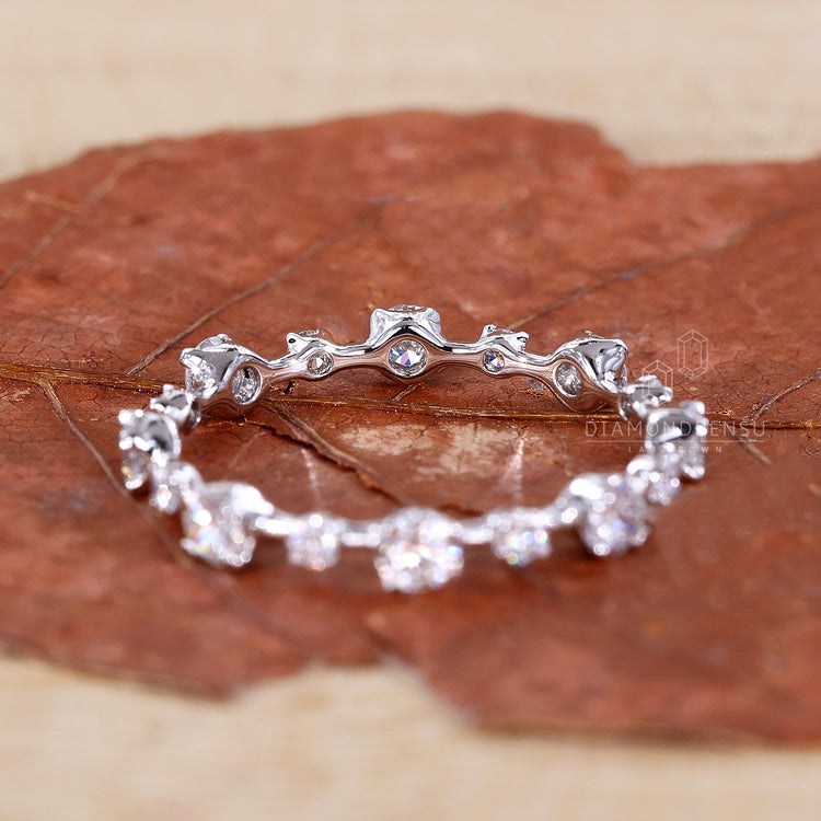Buy wedding band with round diamond wedding band.