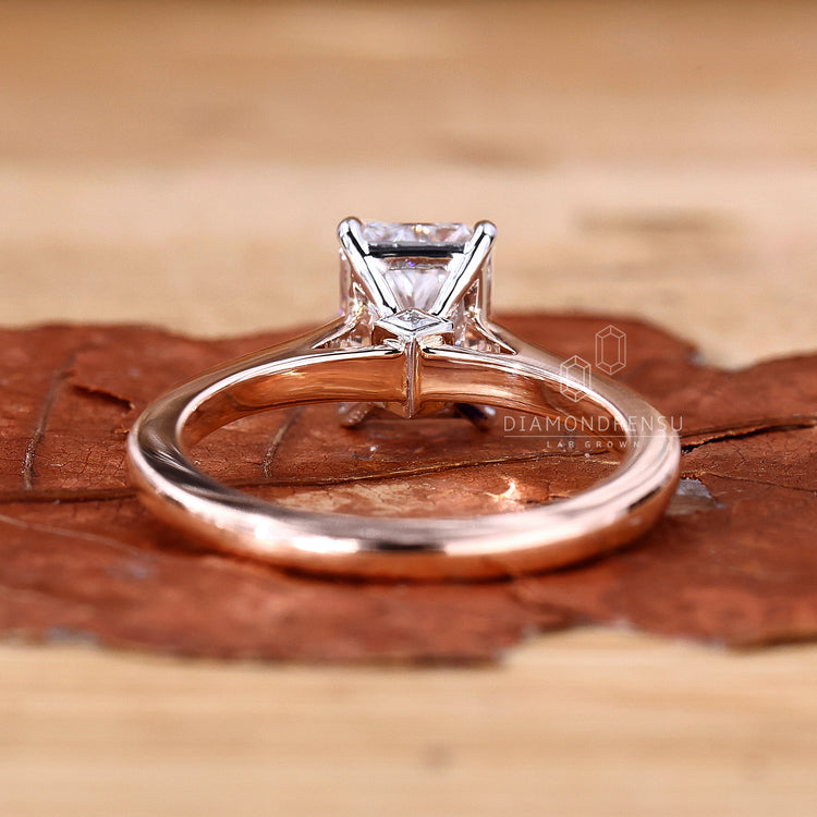Lab Grown Diamond ring with cathedral setting.