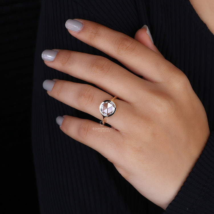 Tapered shank engagement ring with a modern look.