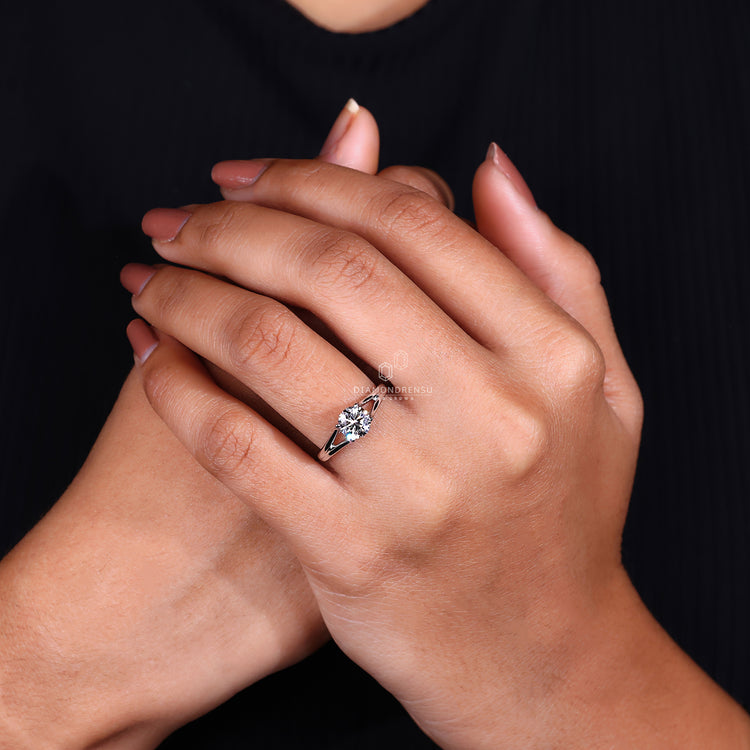 Customise ring in split shank engagement ring.