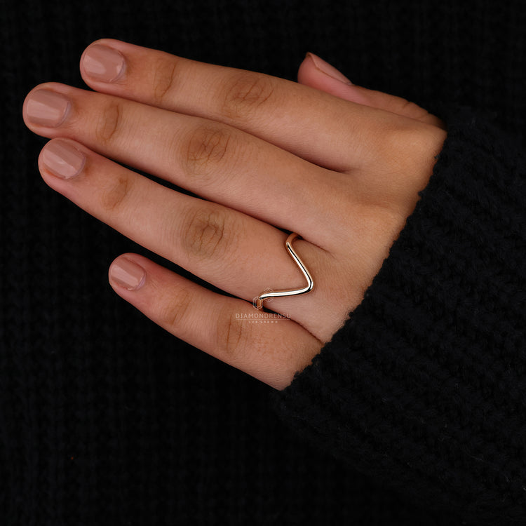 Handmade gold chevron wedding band.