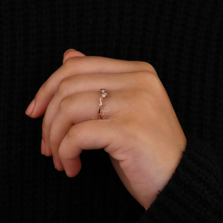 Buy wedding band and diamond wedding band online.