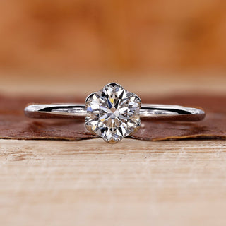 solitaire engagement ring with nature inspired engagement ring style.