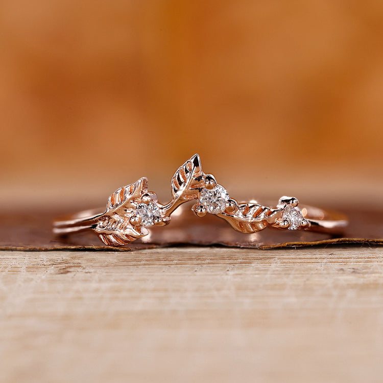 Nature inspired wedding band with leaf wedding band.