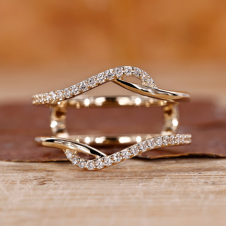 Yellow gold wedding band with round diamond wedding band.