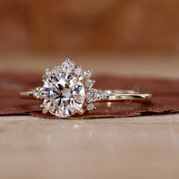 4 prong setting in handmade jewelry design.