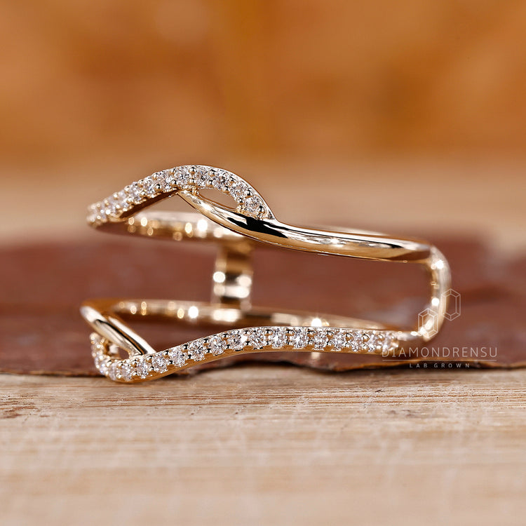 Handmade jewelry crafted as Diamondrensu AU wedding band.