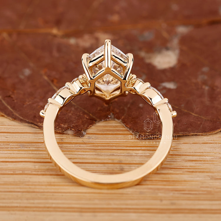 Shared Prong Ring featuring seven IGI certified diamonds.