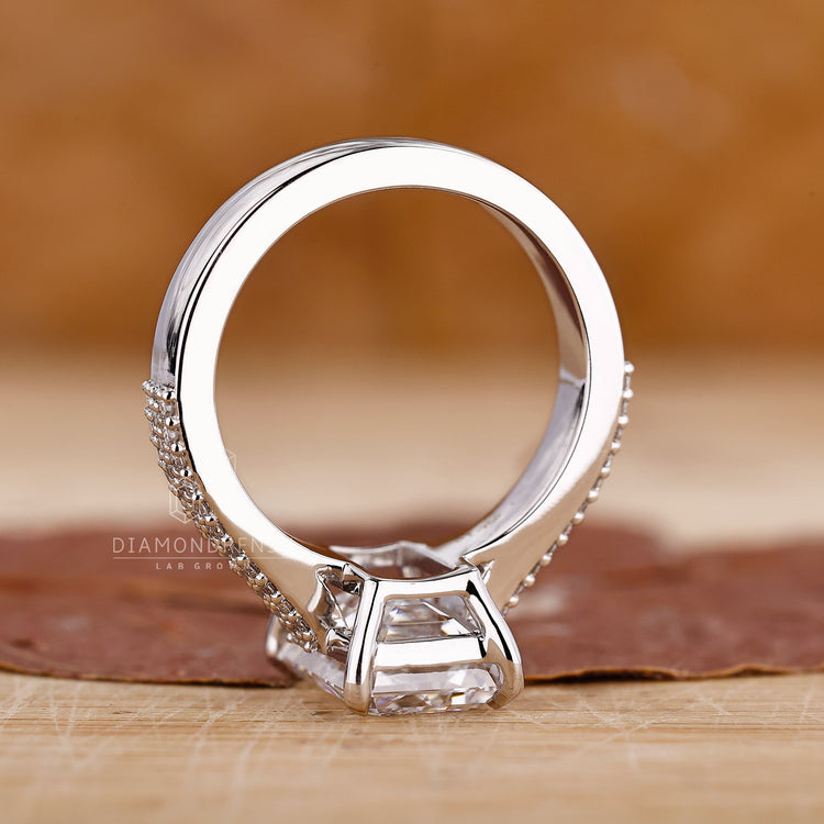 Lab grown diamond used in a pave diamond ring.