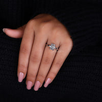 Prong setting ring crafted with lab grown diamond.