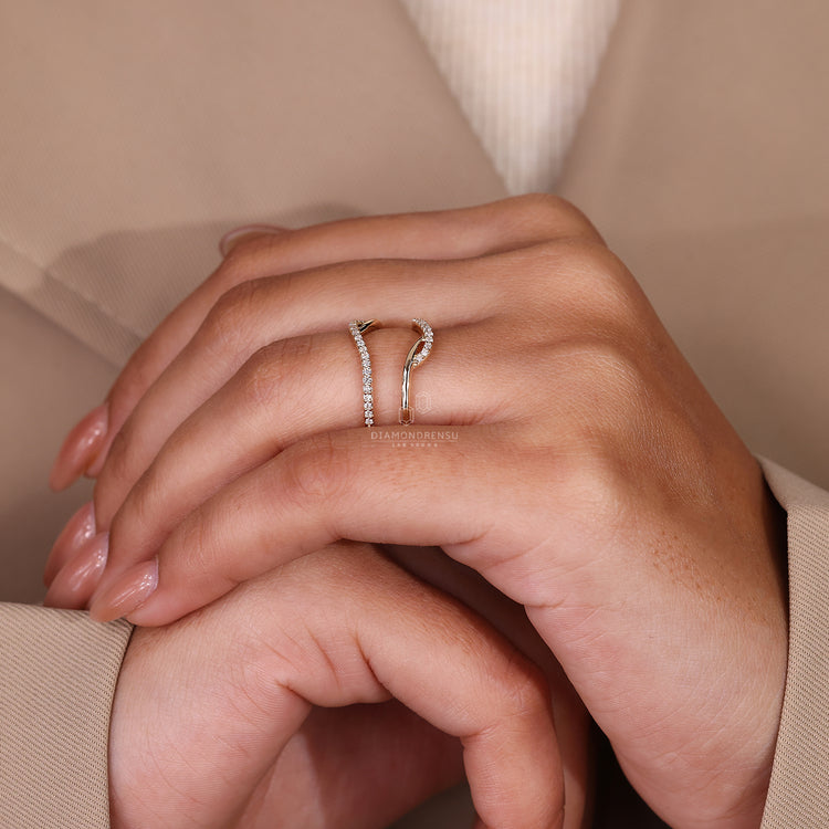 Diamond wedding band with lab grown diamond.