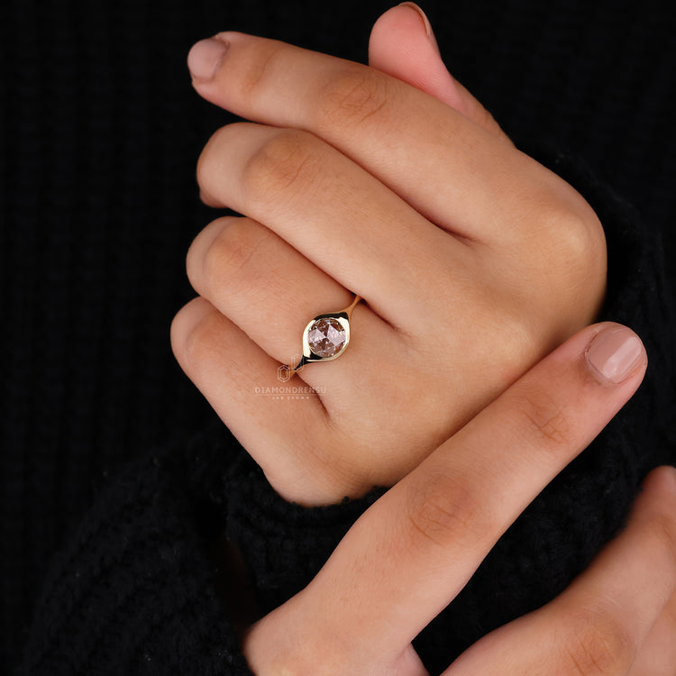 Flair shank ring paired with yellow gold ring