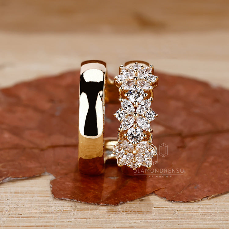 prong setting on double layer diamond ring.