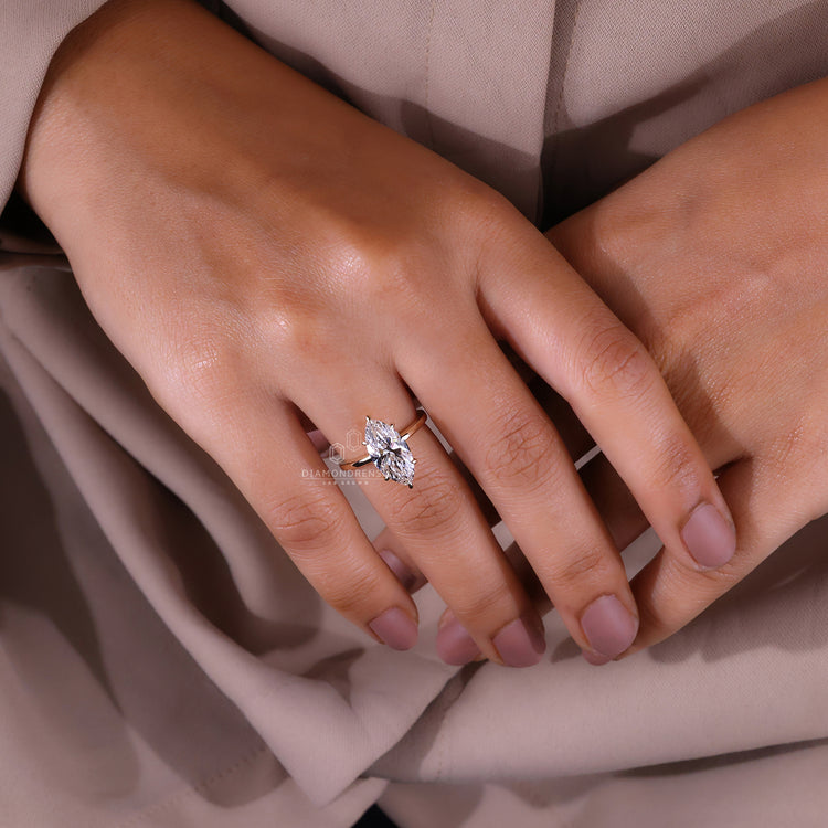 IGI certified diamond ring available in classic solitaire style.