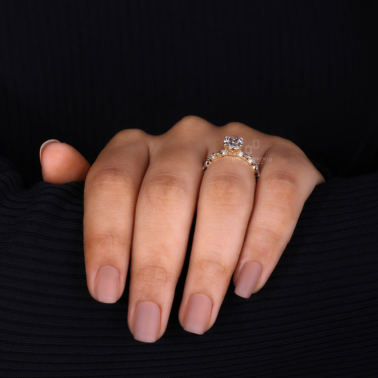 Oval shaped engagement ring made for Diamondrensu Australia.