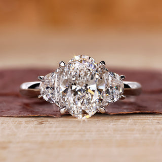 Oval cut engagement ring in white gold ring.