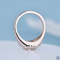 IGI certified oval diamond engagement ring style.