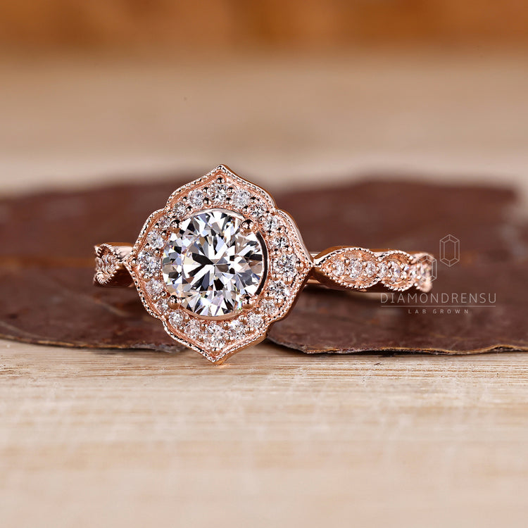 Round Cut Diamond Ring classic cathedral style.