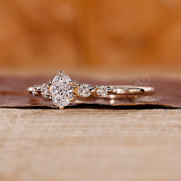 IGI certified 5 stone engagement ring design.