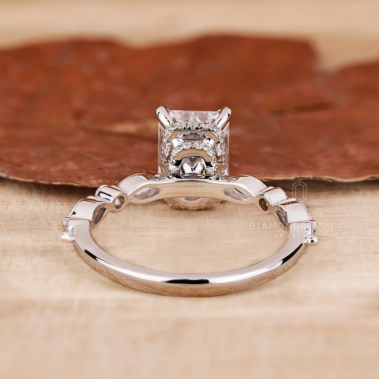 Ring with a double hidden halo for extra sparkle.