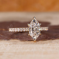 IGI certified Dutch marquise diamond ring design.