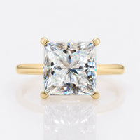 Eye-catching 2.51 CT Princess Cut Colorless Moissanite Solitaire Ring