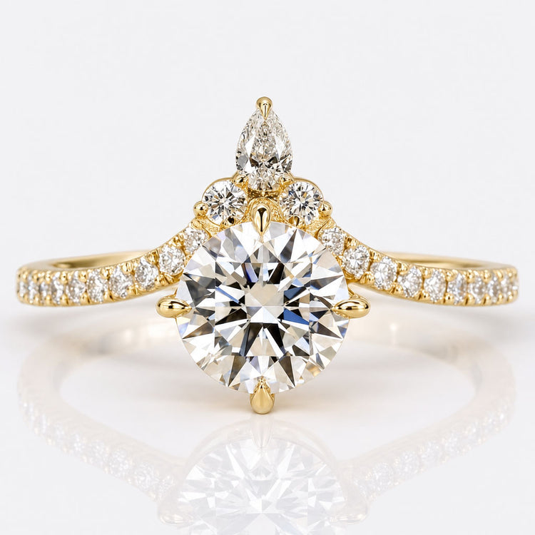 Round Lab-Grown Diamond Nouveau Ring 0.8 - 2 CT