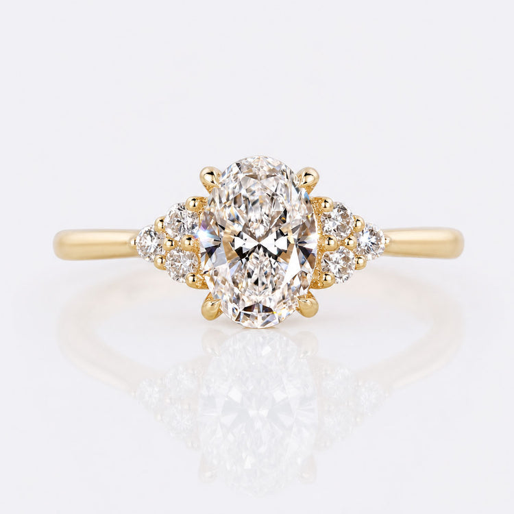 Oval Cut Lab-Grown Diamond Muse Setting Ring 1 - 2 CT