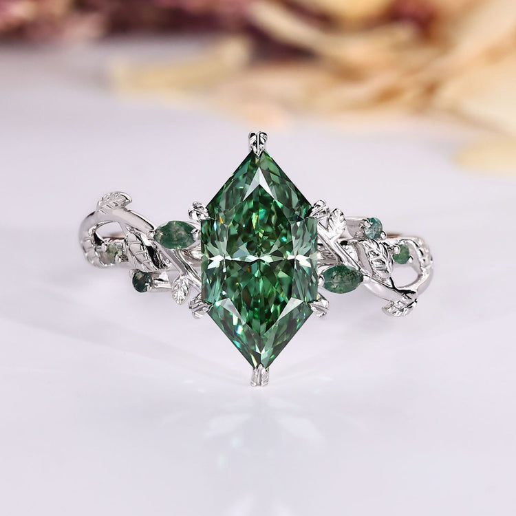 Handmade Dutch marquise diamond ring with green centre stone.
