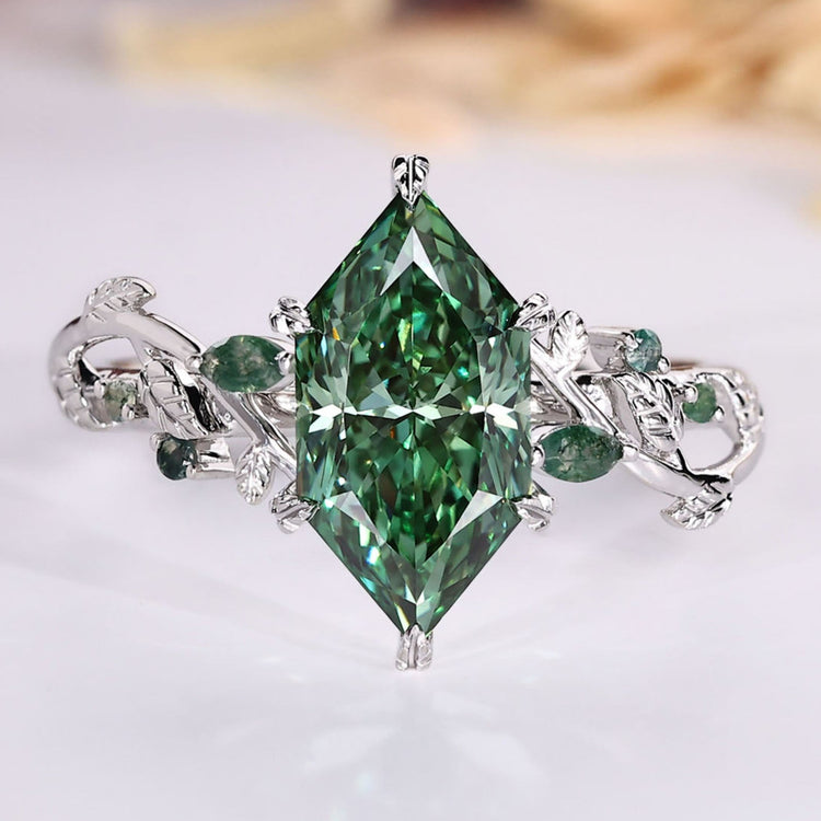 Handmade Dutch marquise diamond ring with green centre stone.