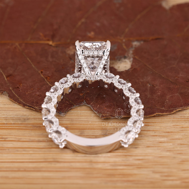 Diamondrensu AU handmade radiant cut lab diamond.