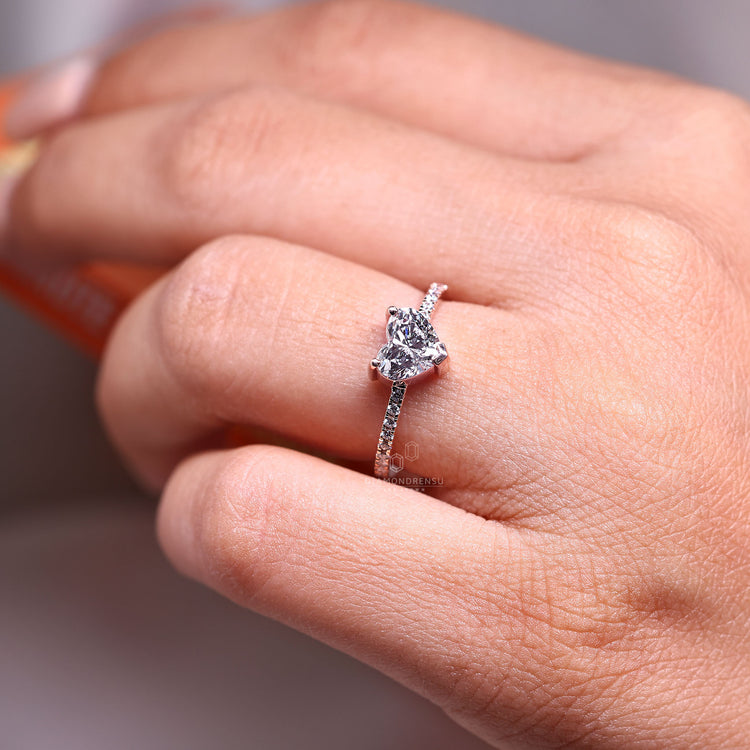 Lab grown heart cut diamond ring design.