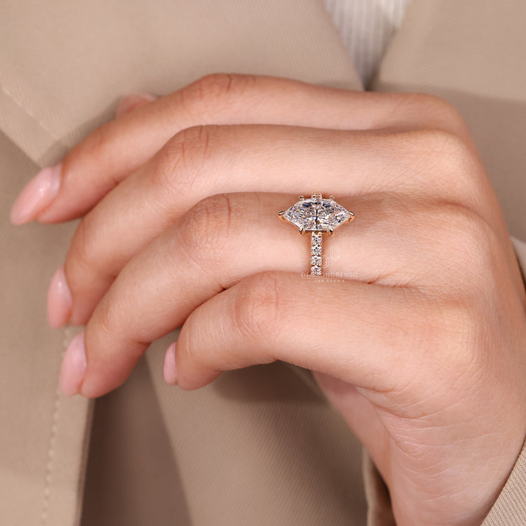 IGI certified handmade Dutch marquise diamond ring.