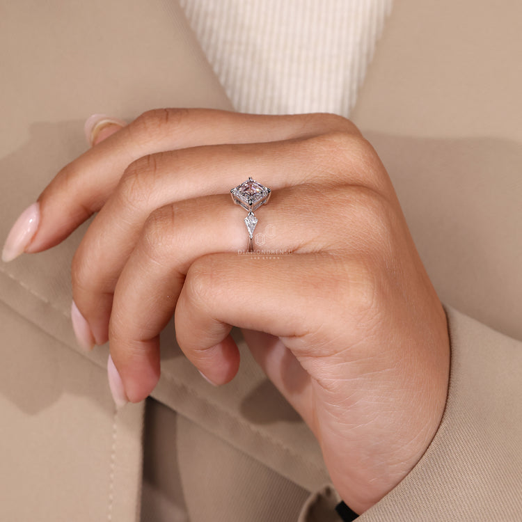 Buy Engagement ring with 3 stone ring.