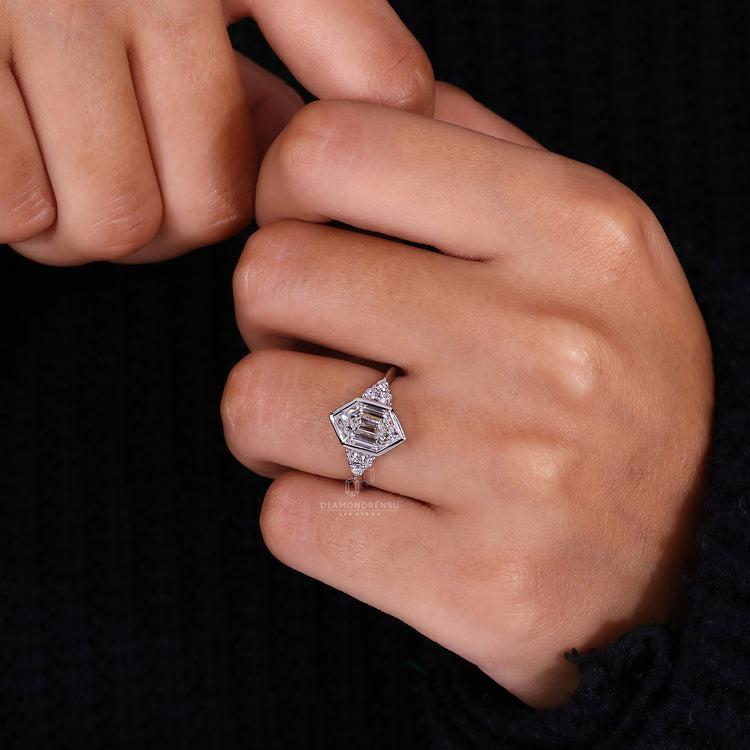 Lab grown diamond set in 7 stone diamond ring.