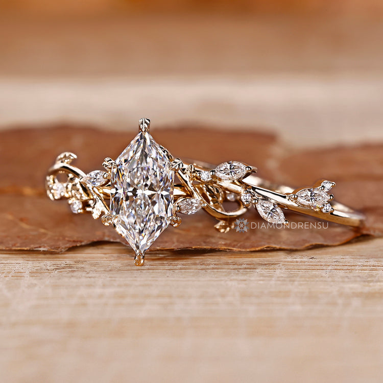 Dutch marquise bridal set with tiara style band.