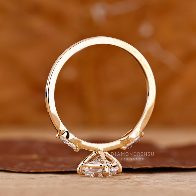 IGI certified cushion diamond ring compass prong setting.