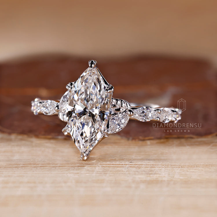 Diamondrensu AU handmade nature inspired engagement ring.