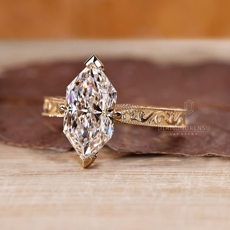 Lab grown diamond vintage ring.