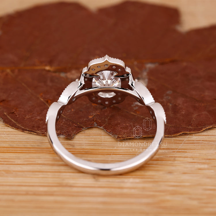 Vintage Engagement Ring in handmade white gold.
