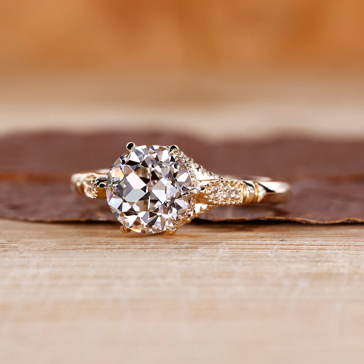 Yellow Gold Ring with vintage-inspired handmade details.