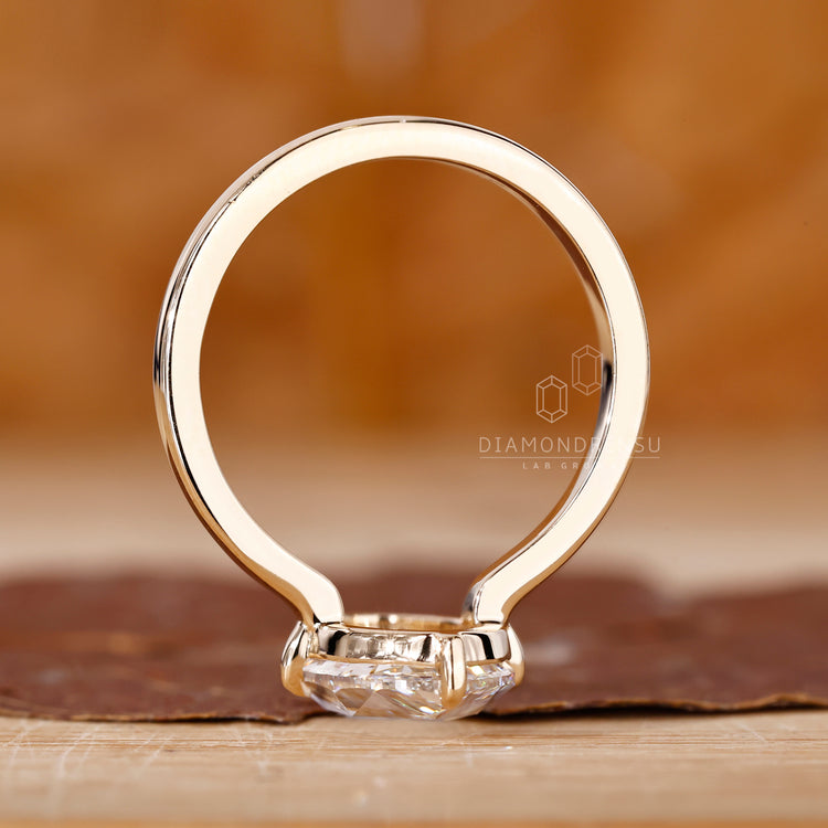 IGI certified oval rose diamond ring compass prong.