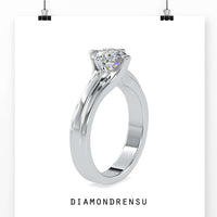 Diamond ring round brilliant cut designed for maximum sparkle and clarity.