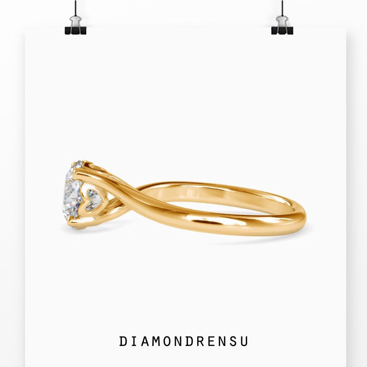 Bypass setting ring featuring a brilliant round diamond.