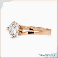 Diamond solitaire ring round designed for timeless simplicity.