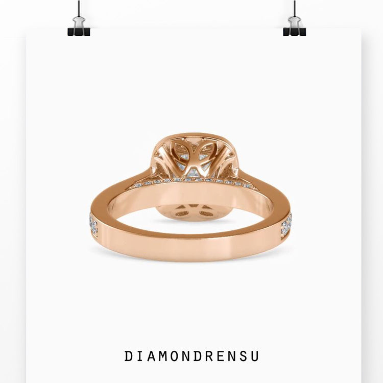 Exquisite cathedral engagement ring in white gold, handcrafted by Diamondrensu.
