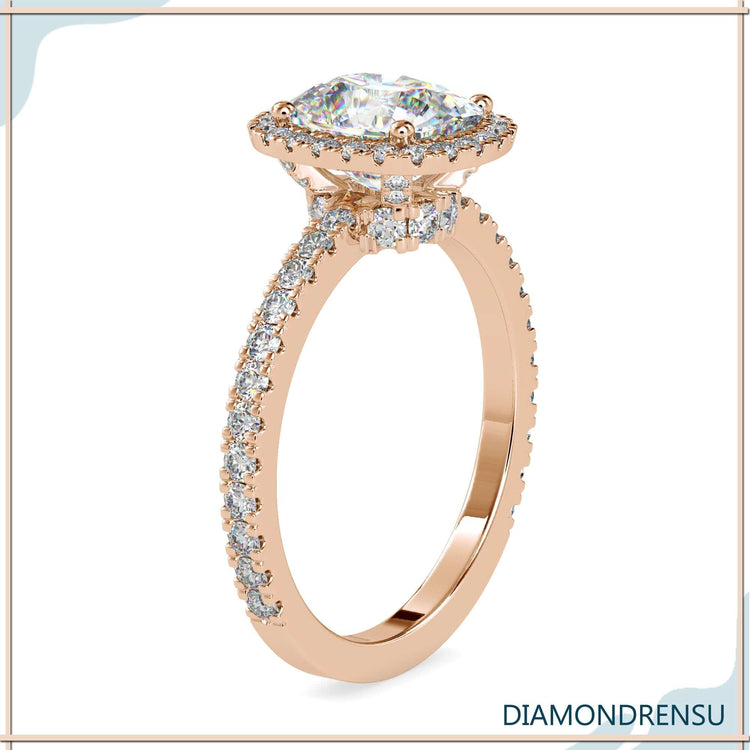 Lab grown diamond ring offering sustainable elegance and brilliance.