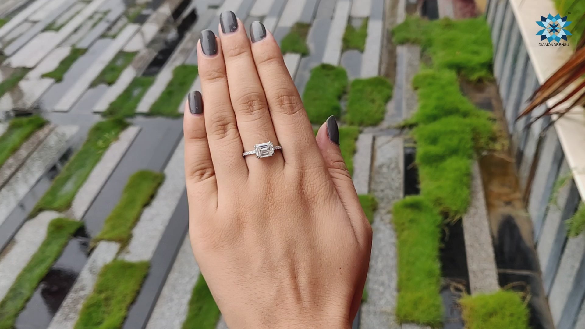 East To West Emerald Cut Moissanite Pavé Setting Ring 2.3 CT